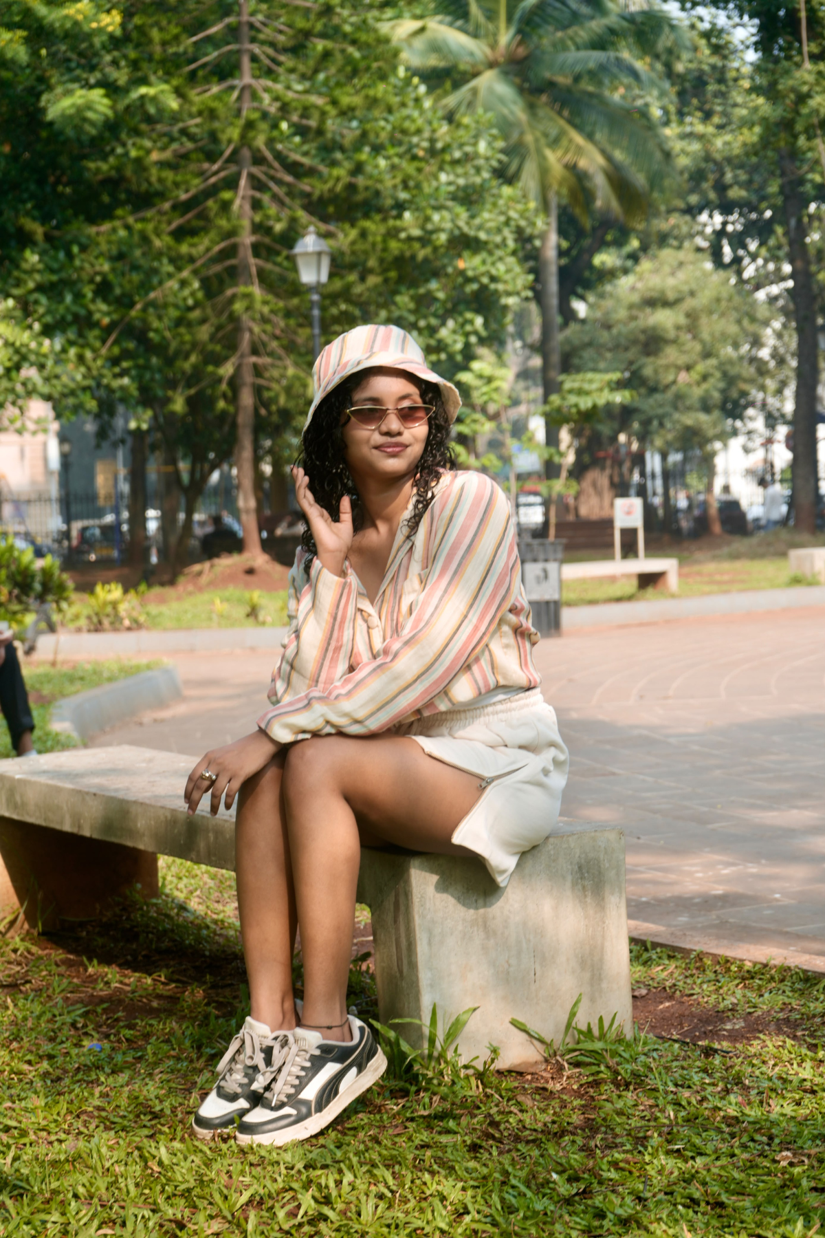 Peach x Cream Kingdum Signature shorts